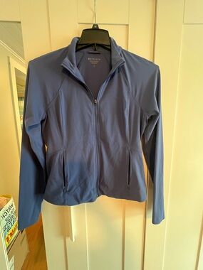 Athleta salutation jacket size large
